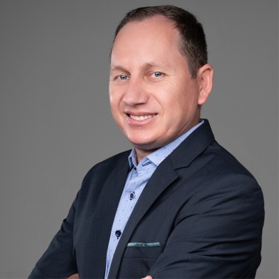 Alessandro Czarnieski — Diretor Adjunto